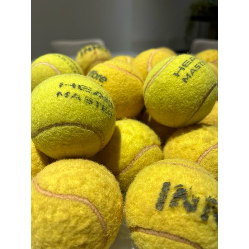 Bolas de tênis usadas/seminovas