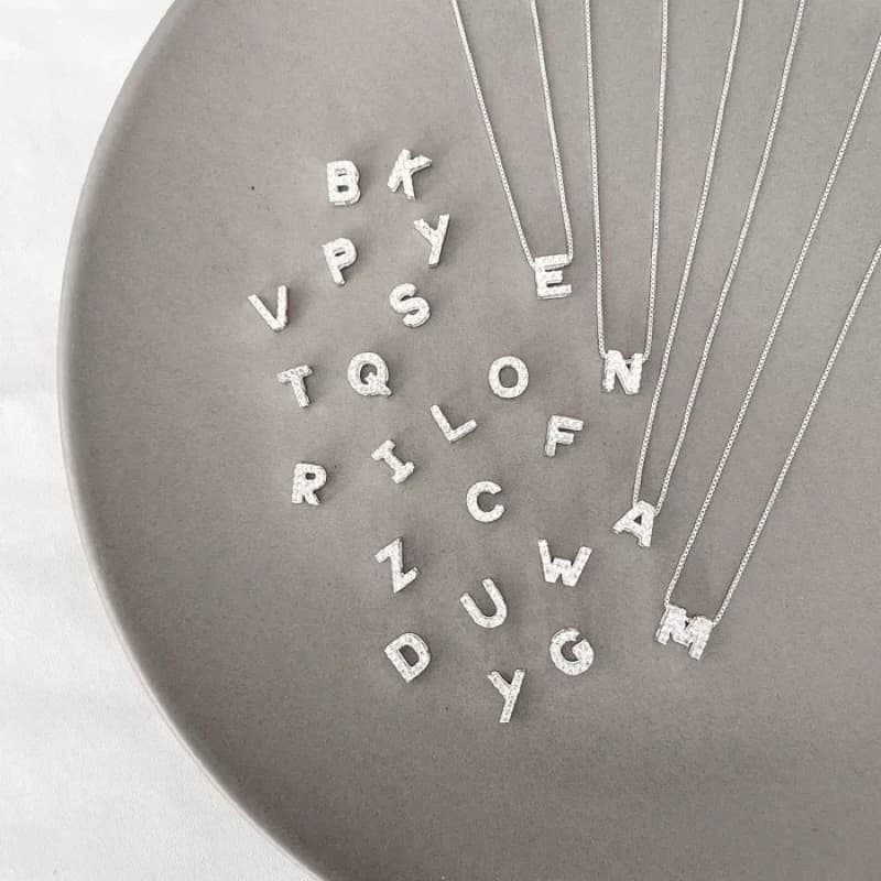 Colar Com Pingente De Prata Cravejado Inicial Da Letra A sua Escolha