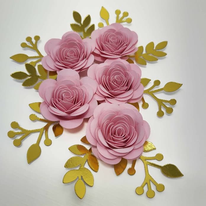 Flor de Papel para Topo com folha dourada