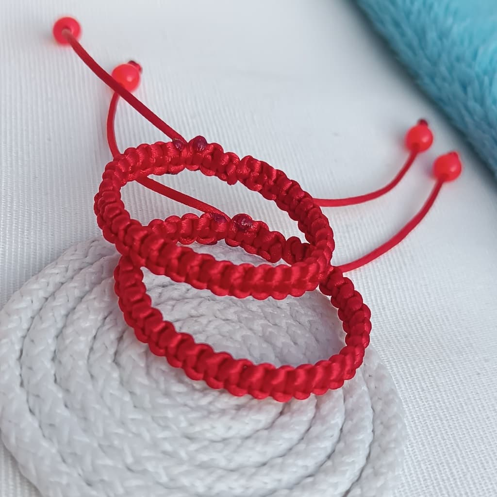 PULSEIRA INFANTIL MACRAME VERMELHA BEBE TAMANHO AJUSTÁVEL