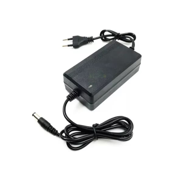 Fonte Eletrônica 12v 5a Bivolt Estabilizadora Preta 5 Amperes Plug P4  Pronta Entrega Fita Led  CFTV