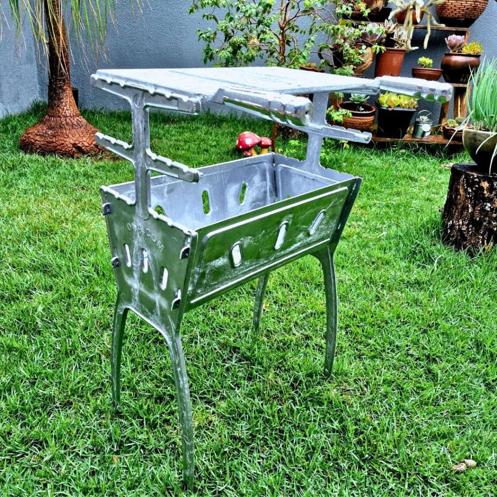 Churrasqueira desmontável 81 cm alumínio batido grosso