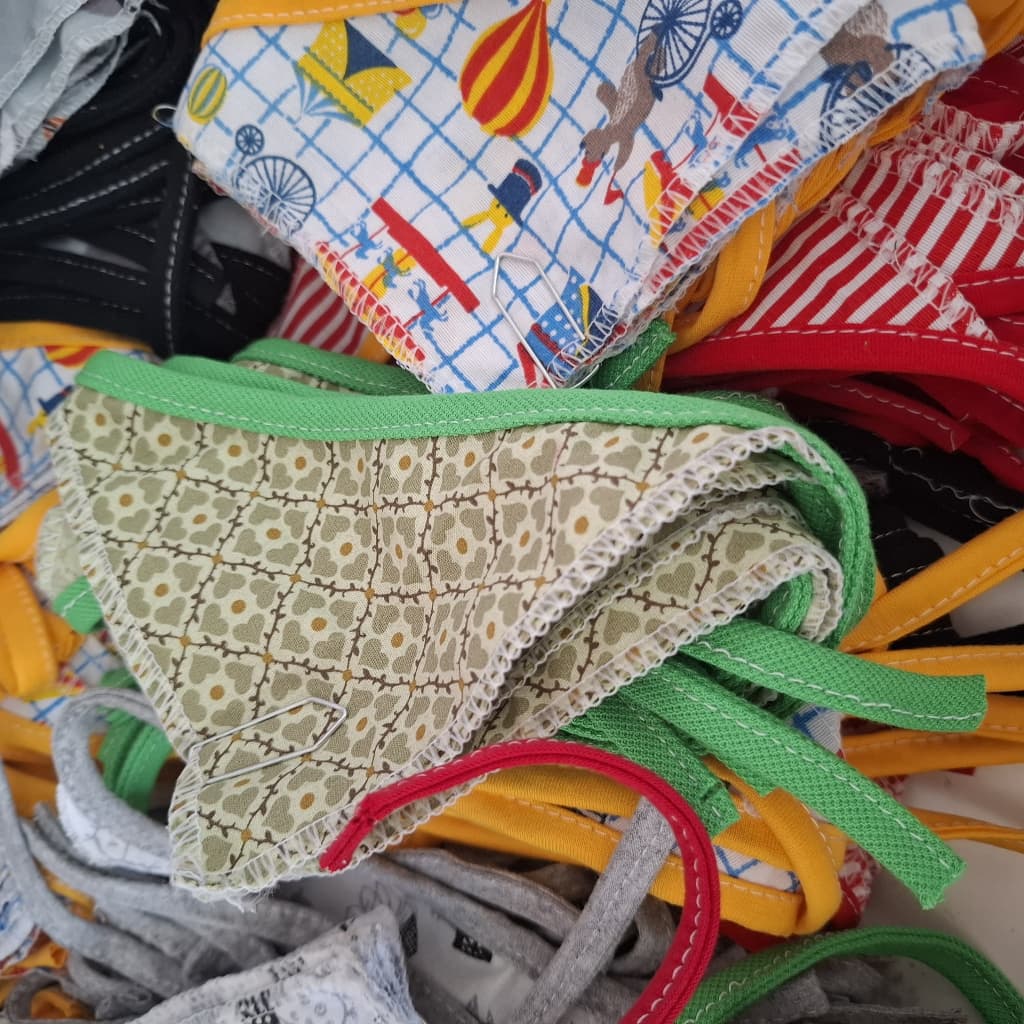 kit bandana pet grande com 100 unidade para petshop