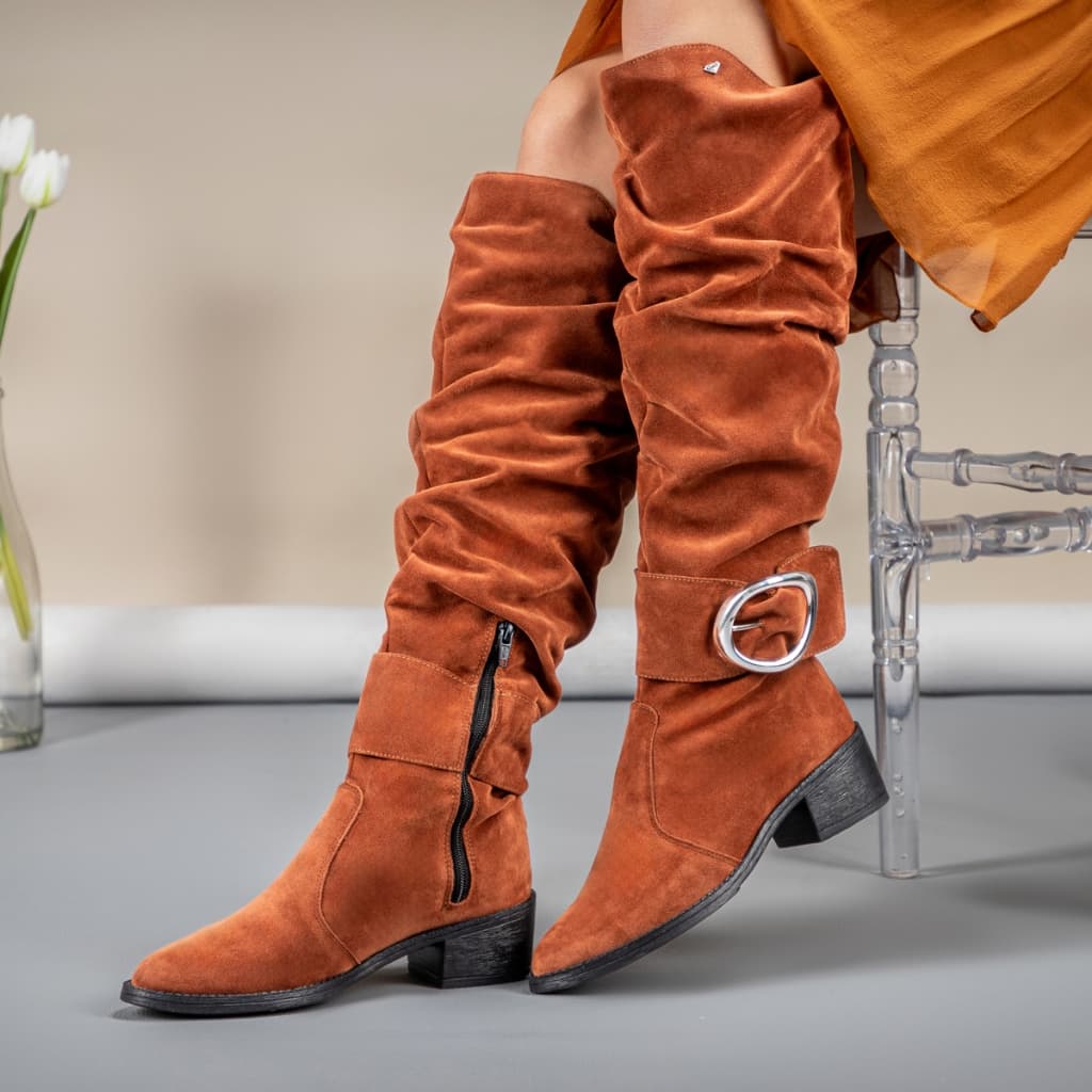 Bota Feminina Montaria GuGi Em Camurça Premium Zíper Lateral Com Sola Antiderrapante Leve 220-GG