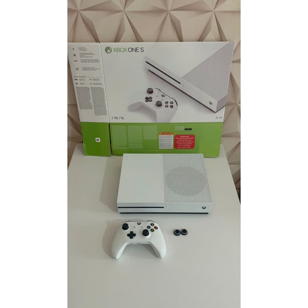 Xbox One S 1TB COMPLETO