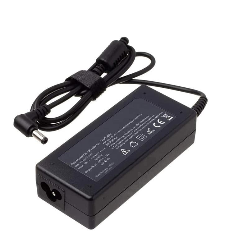 Fonte Carregador Para Cce Win U25 Fsp065-rec 19v 3,42a 65w