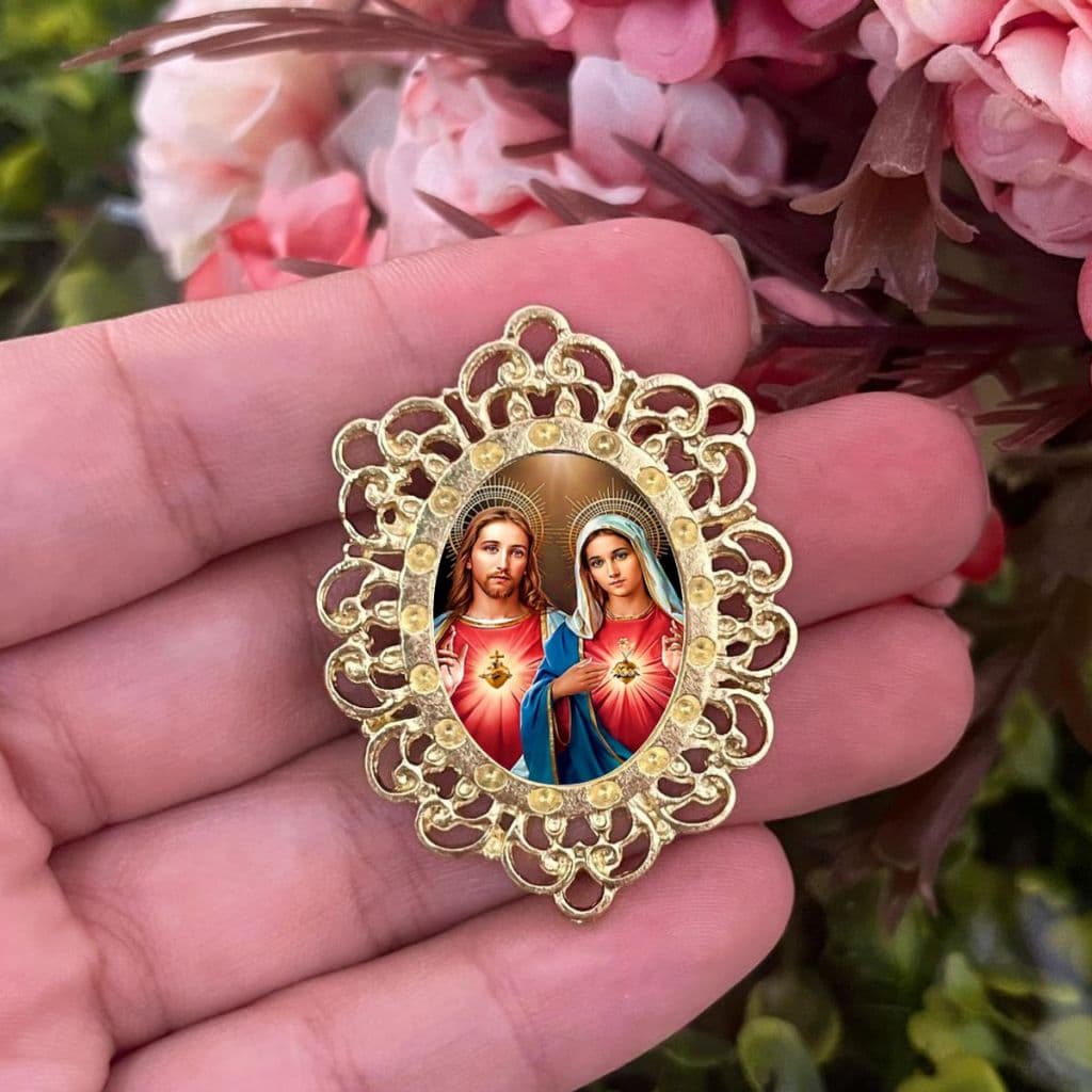 Relicário Grande Resinado Dourado - NS Aparecida - Sagrada Familia - São José - Diversos Santos disponíveis