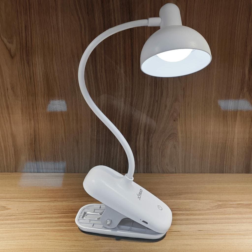 Luminária Clip de Mesa USB para Manicure Maquiagem Leitura Recarregável De Livro Com Clipe Prendedor Marca XTRAD
