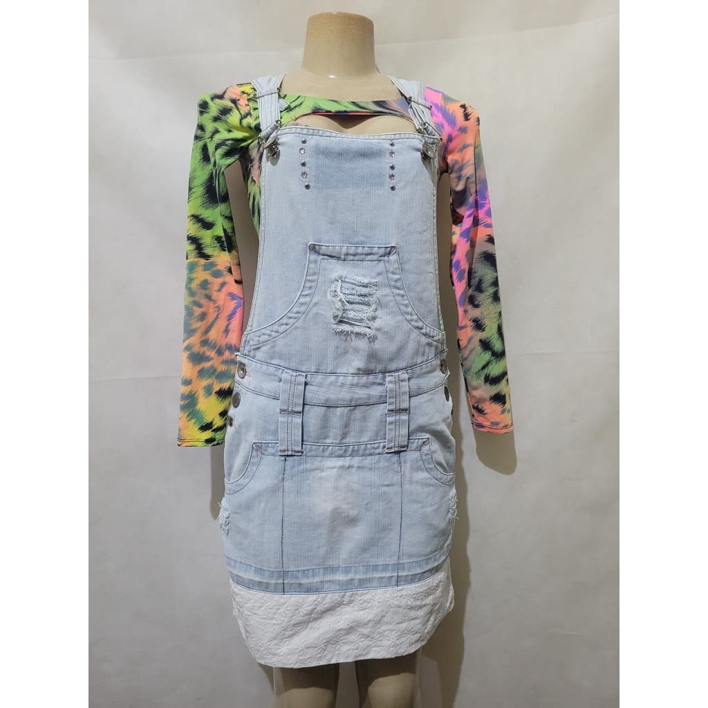 Jardineira jeans  TITUS tam 38 usado bom estado