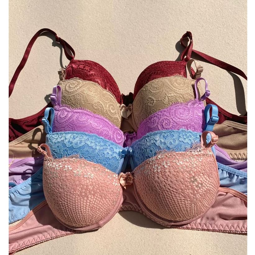 Kit  Sutiãs de Renda com Bojo Lingerie Feminina  Sutian Regulável Reforçado com Aro Soutien