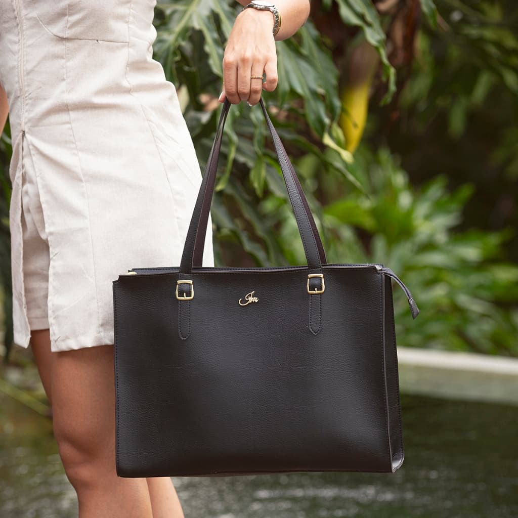 Bolsa Feminina Grande Resistente cabe Notebook Espaçosa Immateriale