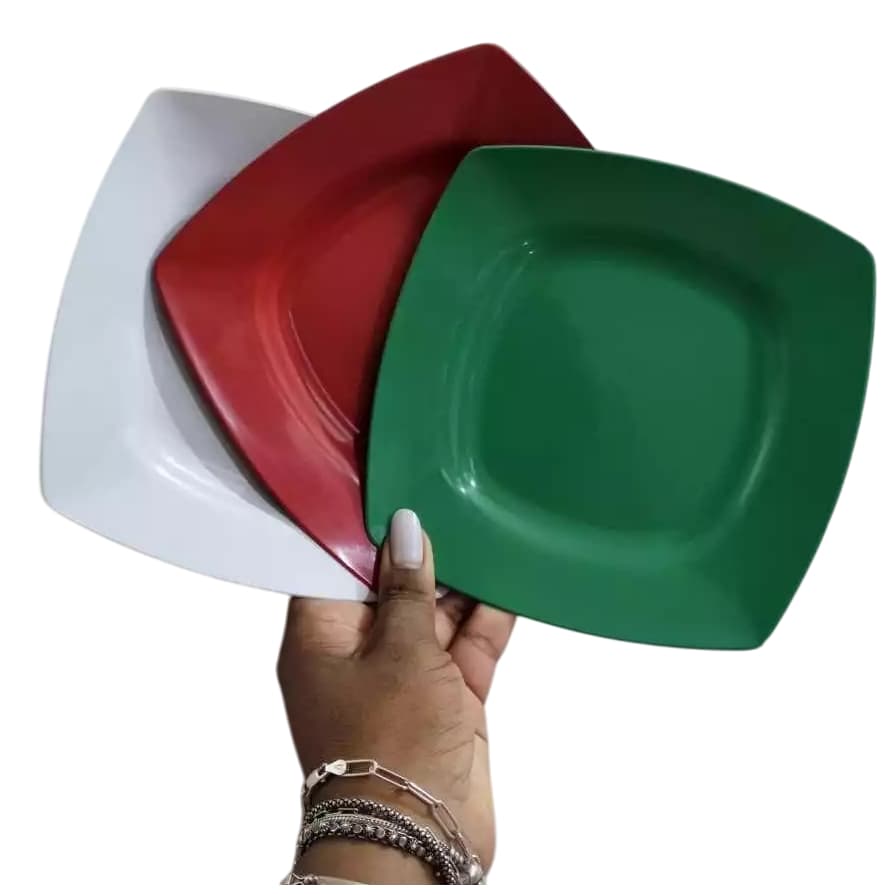 Kit 10 Pratos SOBREMESA Quadrados Plástico festas aniversários aperitivos Confraternização Natal bar