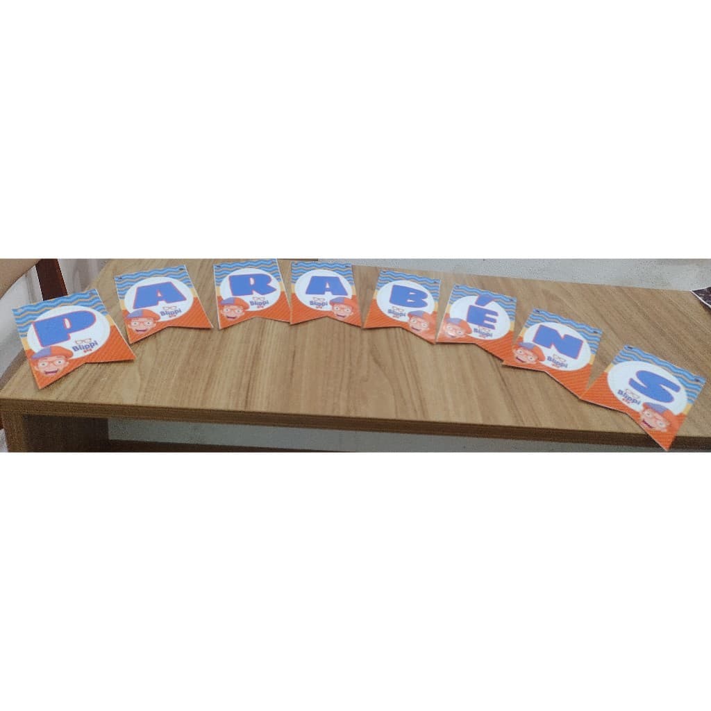 Bandeirola personalizada blippi