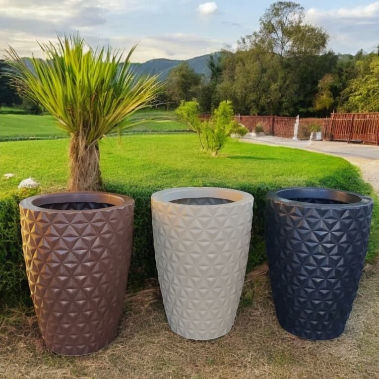 Vaso decorativo para plantas em polietileno redondo diamante luxo coluna P ou M