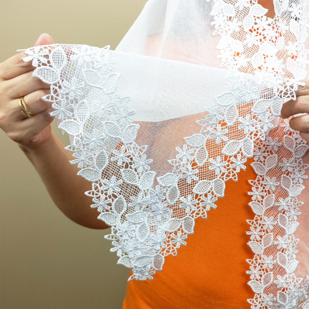 Véu Ccb Adulto Renda Guipir Floral Média Congregação Cristã no Brasil (mod. Jaqueline)