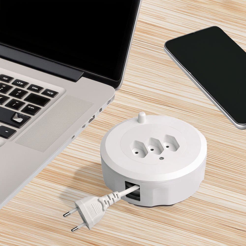 Extensão Retrátil 3 Entradas 5M Pode Ser Armazenado Para Uso Doméstico Prático e Portátil