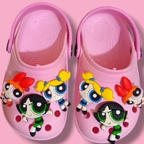 Babuche Feminina Sandália Infantil Menina Criança Confortável Escola Dia a Dia Desenho Poderosas