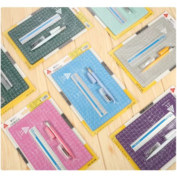 Kit Base Corte A5 22x15 cm Corte Cores com Régua, Estilete Precisão e 12 laminas