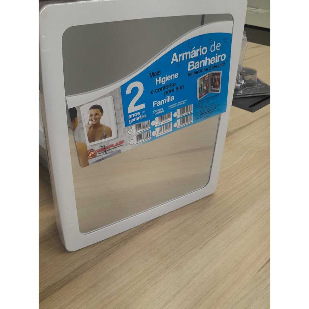 Armario de banheiro De Embutir / Sobrepor Espelho De Vidro Cromado com Buchas e Parafusos