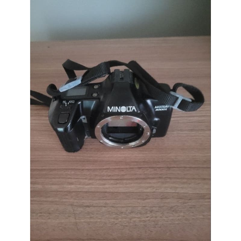 Câmera Minolta Maxxum 3000i *Vendida no estado* Leia