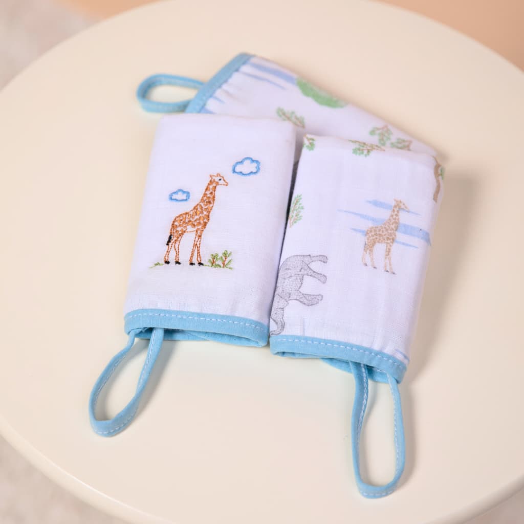 Paninho De Boca Bordado Soft Papi C/Prendedor De Chupeta Tecido duplo 25Cm X 25Cm Contem 03 Unidades