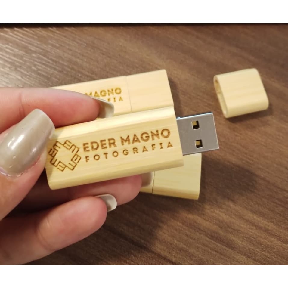 10 peças pendrives tubinho de bambu 4gb (personalizamos)