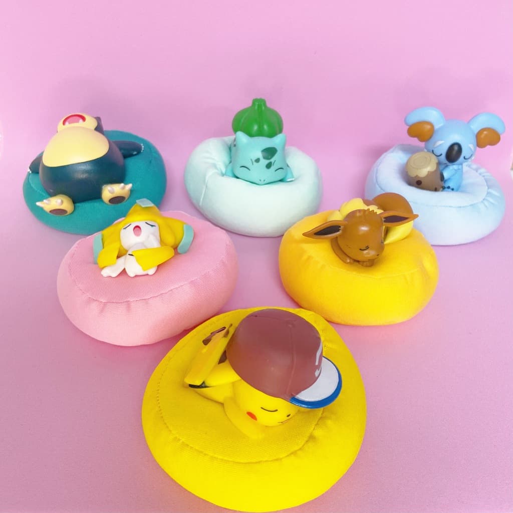 Pokémons Dormindo com Almofada Fofo