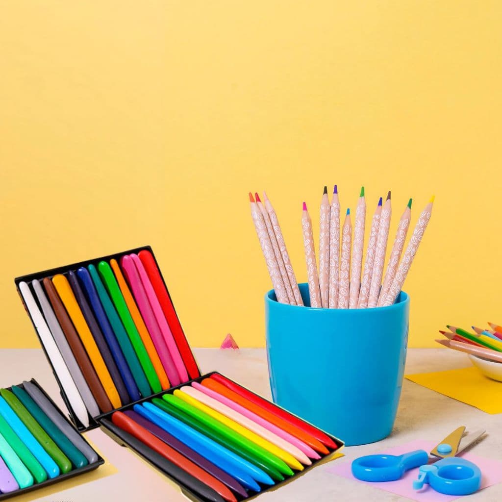 Giz de Cera Triangular Infinito 12 Cores Pintar Não Quebra Giz Plástico Colorir Nâo Suja Sem Parar