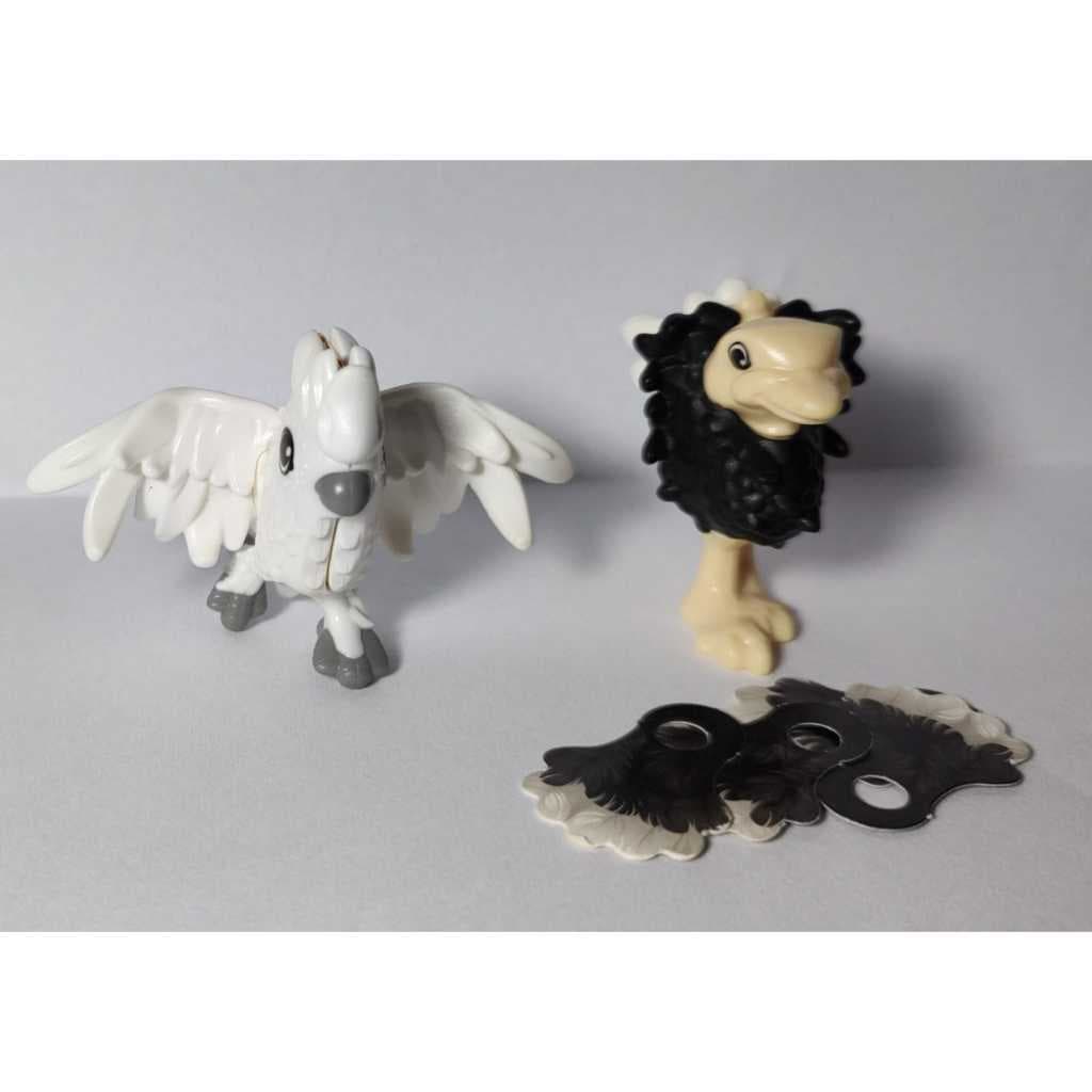 Kinder Ovo Coleção Natoons: Kakatua Branca e Avestruz (02 Brinquedos Kinder)