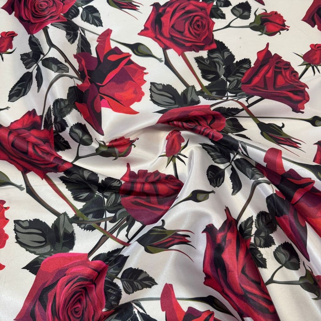 Tecido Cetim Estampado Rosas Vermelhas 1,40m Para Saias e Decorações