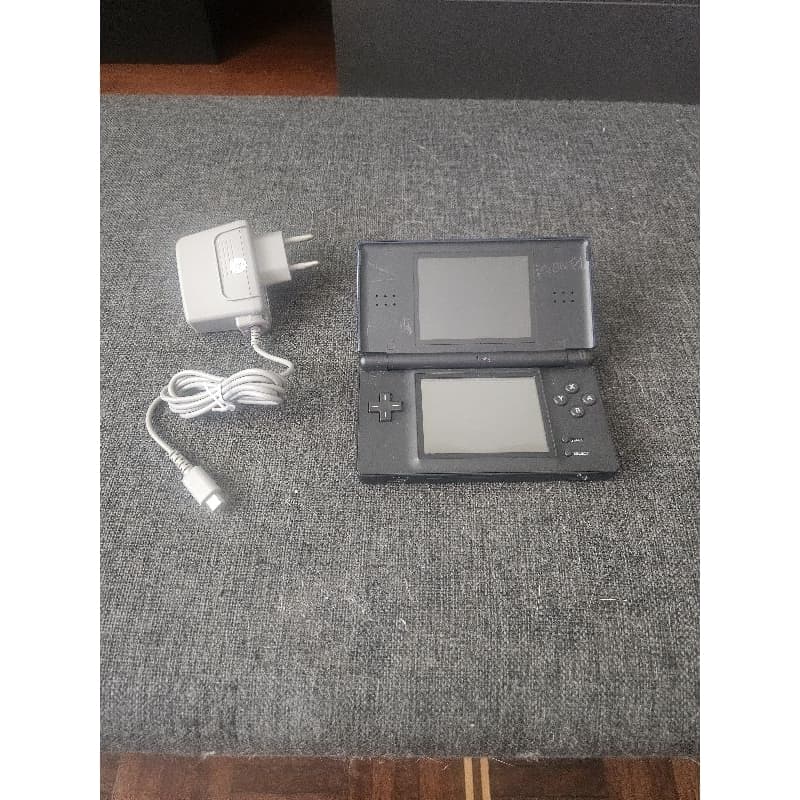 Nintendo DS lite