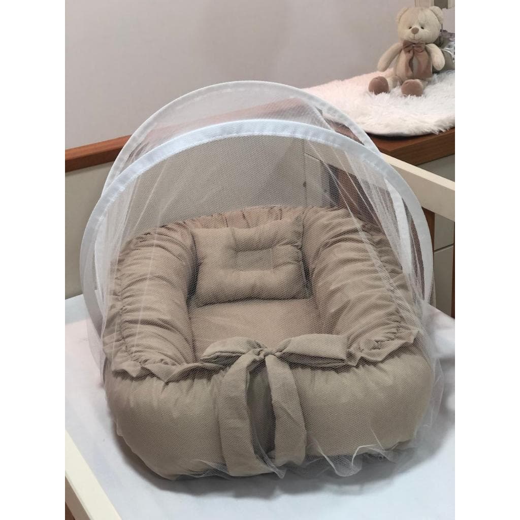 Ninho Redutor de Berço  com Babados com mosquiteiro e Travesseiro 100% Poliéster Meninos e Meninas