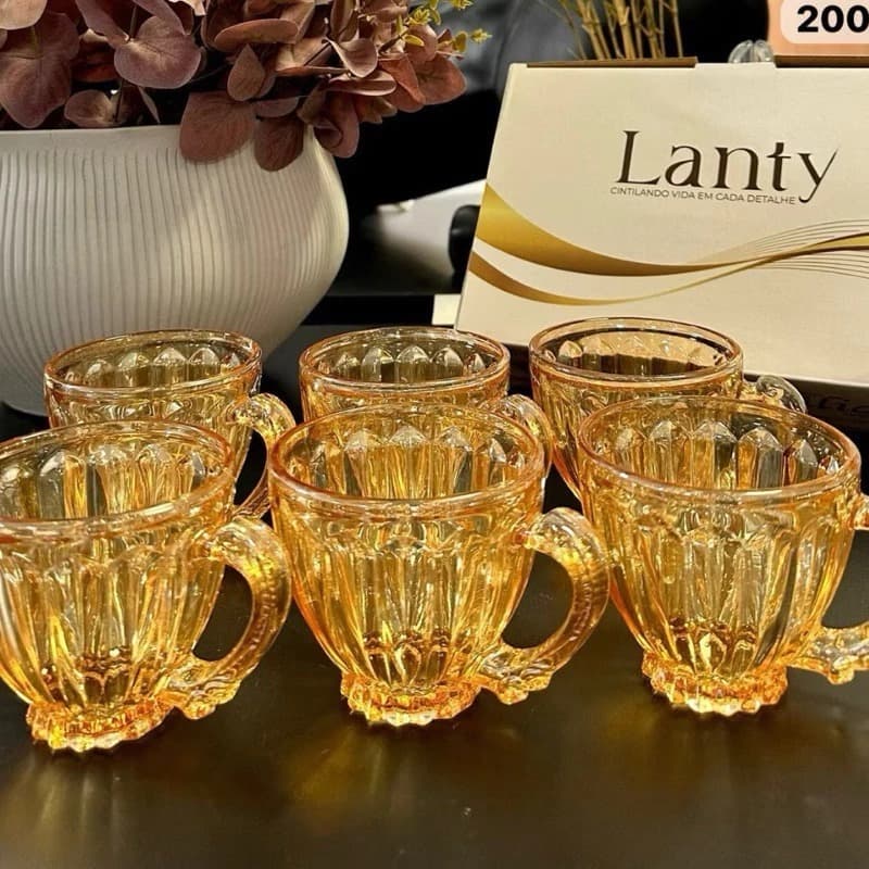 Jogo de Xícaras Chá e Café 200 ml Itália Âmbar Jogo 6 Peças Canecas Cristal douradas Luxuoso