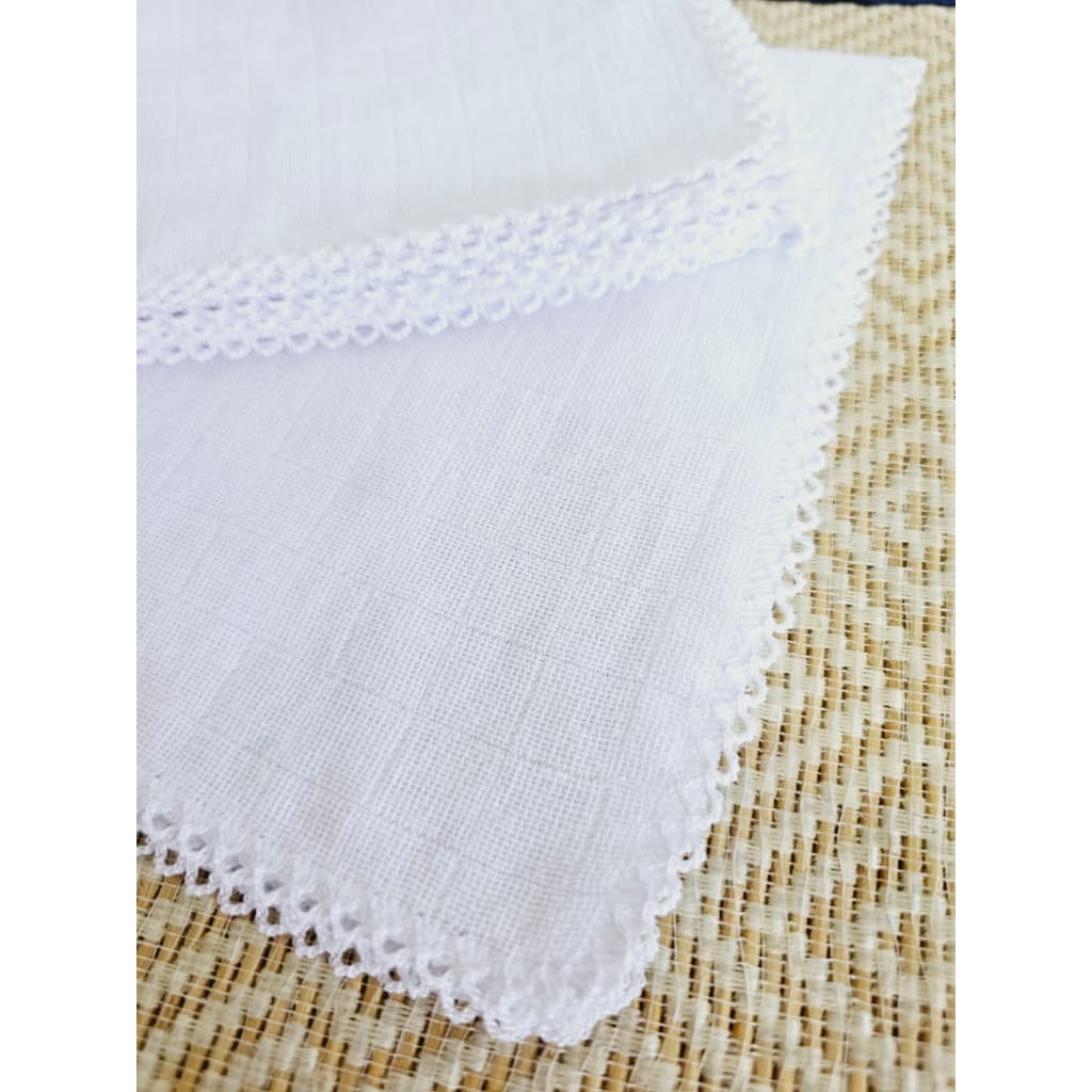 Kit 6 Fraldas de Boca Mabber Estrela Crochê 30cm x 40cm Picueta Branco- Pintura e Bordado na Máquina