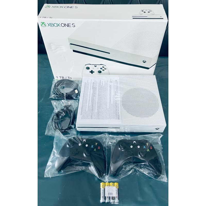 Console Xbox One s 1 TB Novo Vitrine 2 Controles Otiginais Caixa Cabos