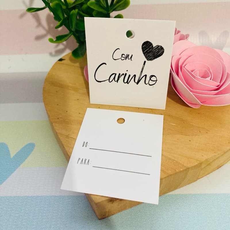 Mini tag para Presente - Com Carinho - 5x4,5cm - Pronta entrega - 50/100 unidades