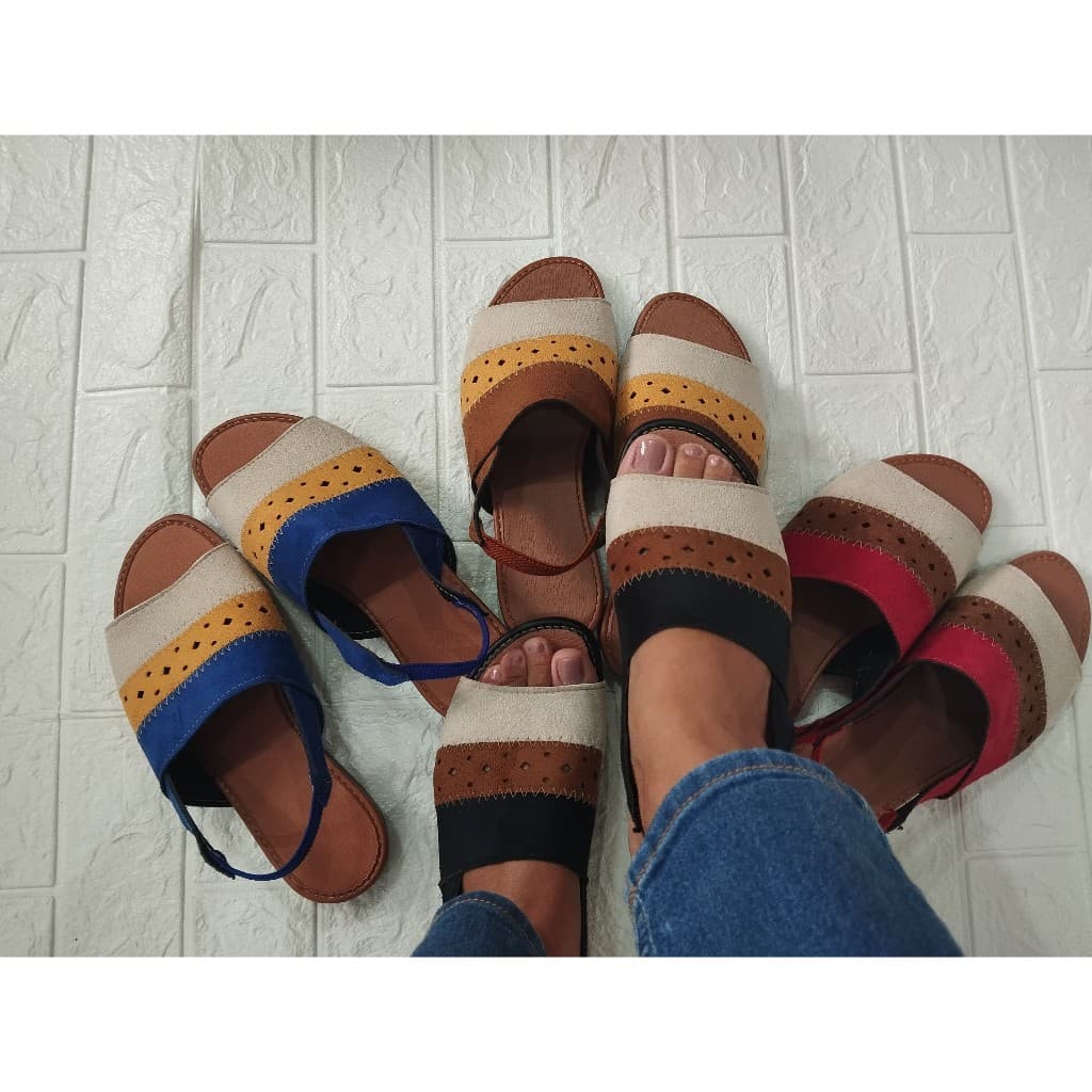 Rasteirinha plana tricolor calça fácil em camurça suede - Adulto até o nº 43 e infantil