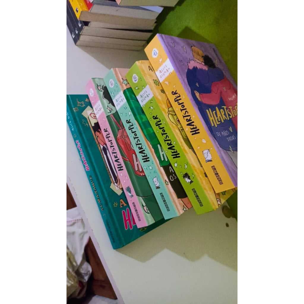 Heartstopper - Coleção dos 4 primeiros livros + Almanaque