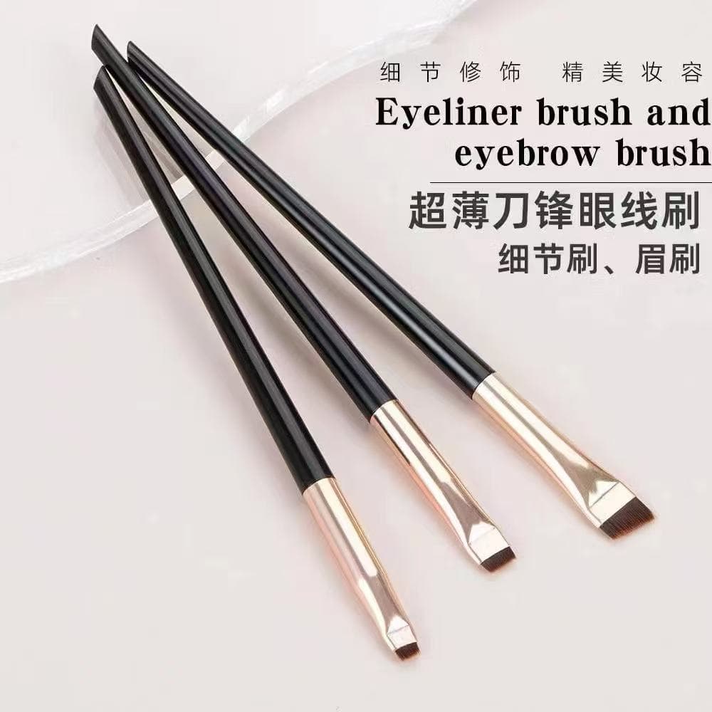 Kit 3 Escovas para Delineador de Olhos – Pincéis de Seda para Maquiagem dos Olhos em Diversos Formatos