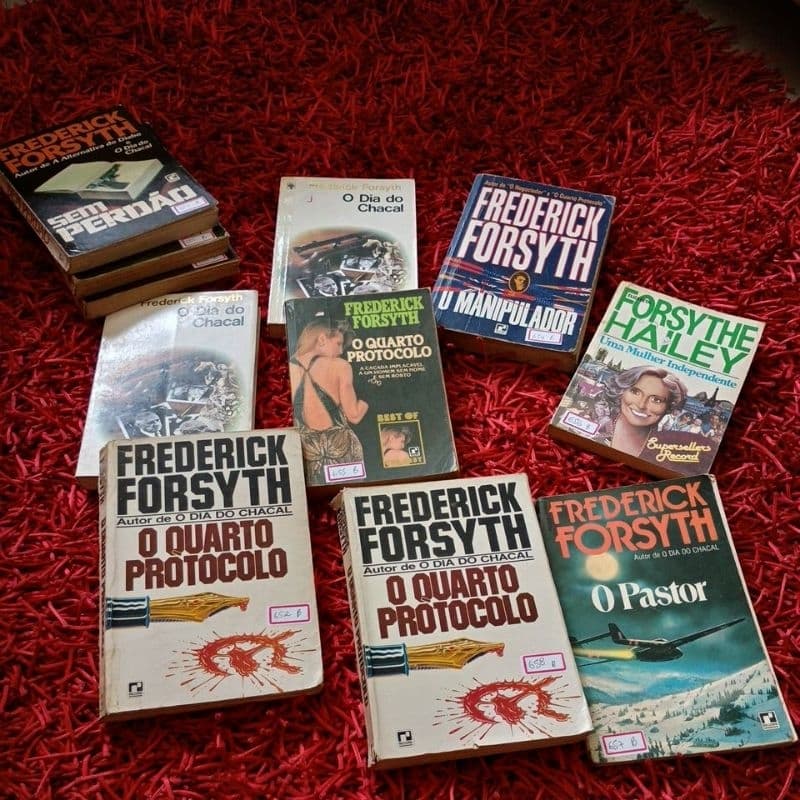 Frederick Forsyth diversos títulos (650b)