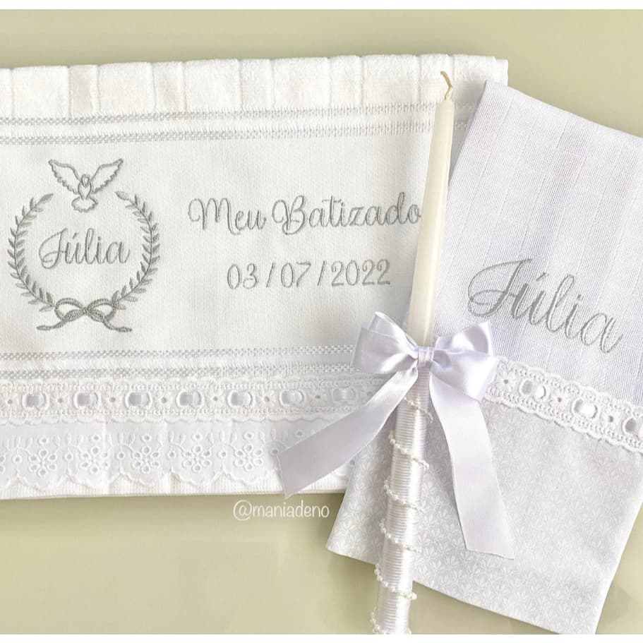 Kit toalha de batizado batismo personalizada com fralda de boca e vela decorada bordado nome e data
