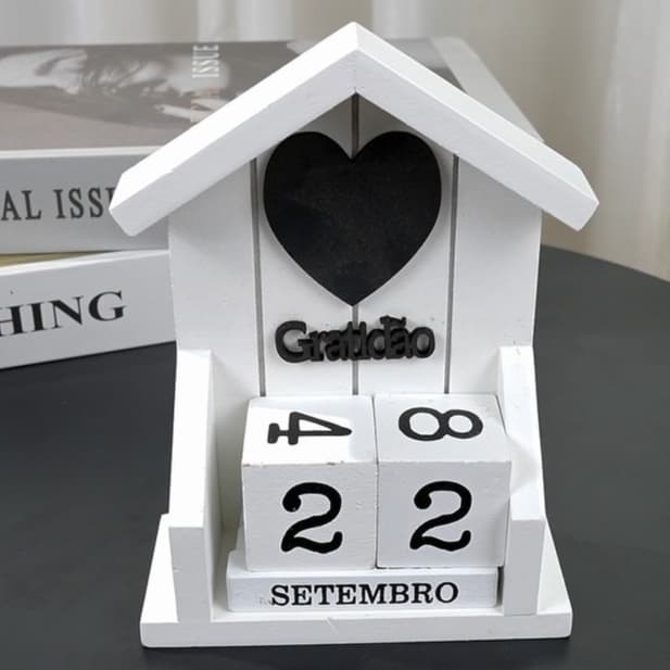 Calendário Gratidão 7x12Cm De Blocos Em Formato De Casinha Elegante E Rústico Para Todos Os Anos