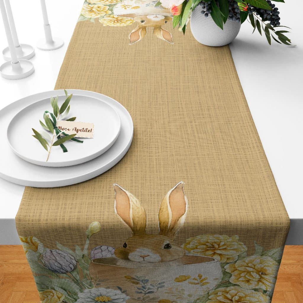 Trilho Caminho de Mesa Decorativo Páscoa 110X35cm Coelho e Flores FABRICANTES!