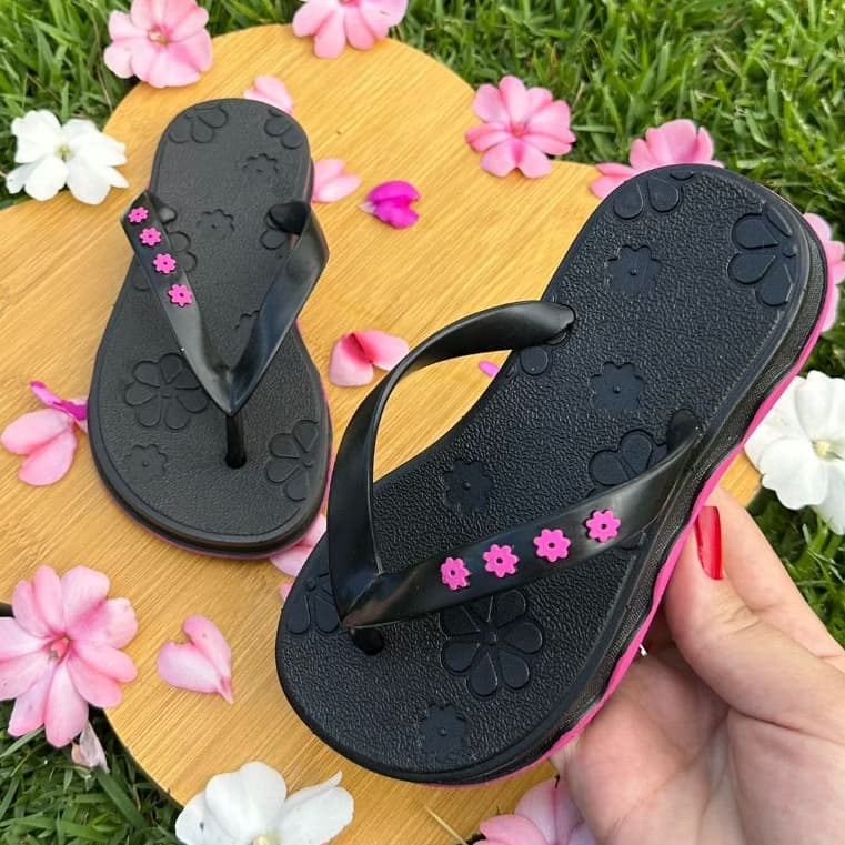 Chinelo Sandália Infantil Feminino Super Confortável e Antiderrapante Flôr Menina Lançamento Moda
