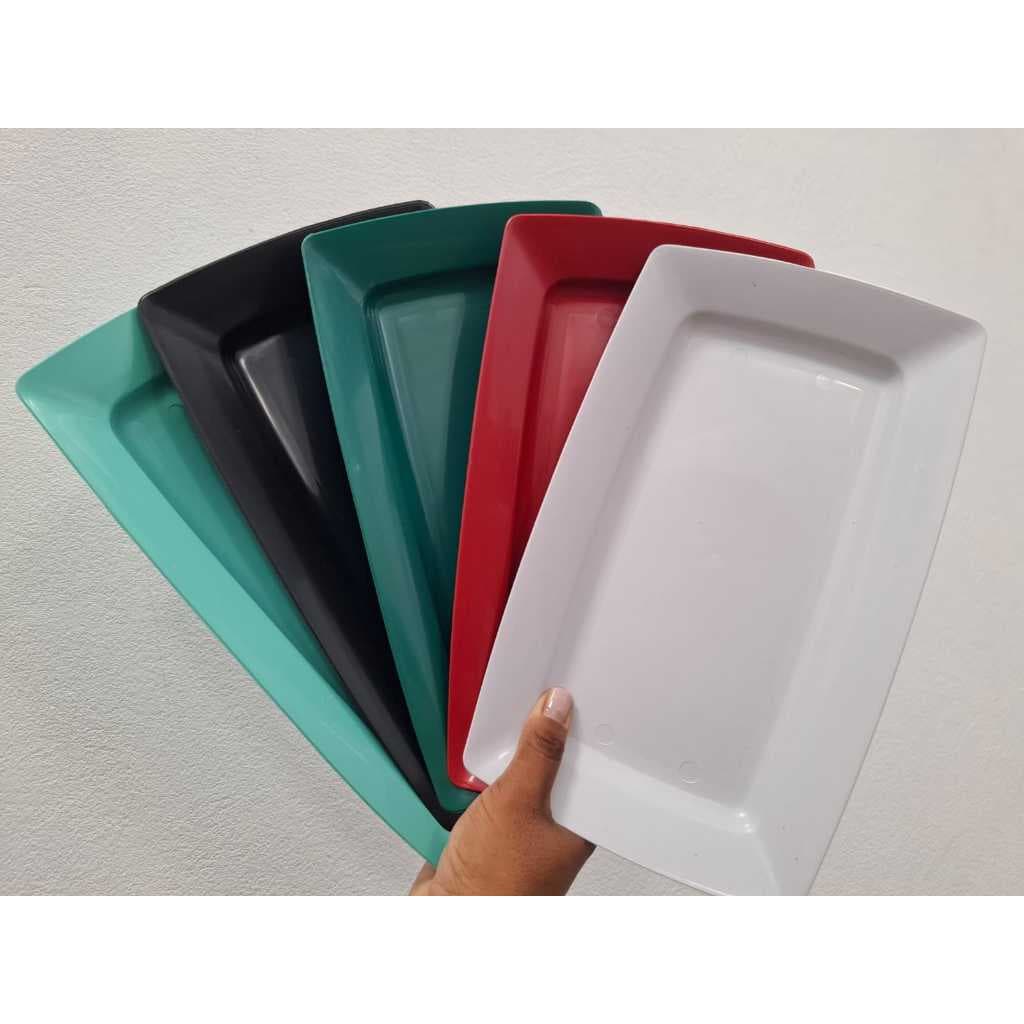 Kit 20 Bandejas Petisqueiras Plástico Lanches Porções Petiscos Espetinhos Bares Restaurantes Pasteis