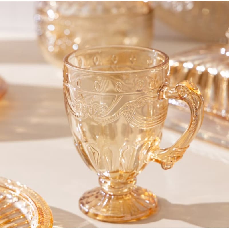 Conjunto 6 Canecas C/Pé Vidro Cristal Âmbar Dourada 190ml Taças Ambar Xicaras cafe cha cappuccino