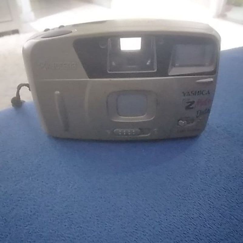 Máquina Fotográfica Yashica EZ Mate - Kyocera