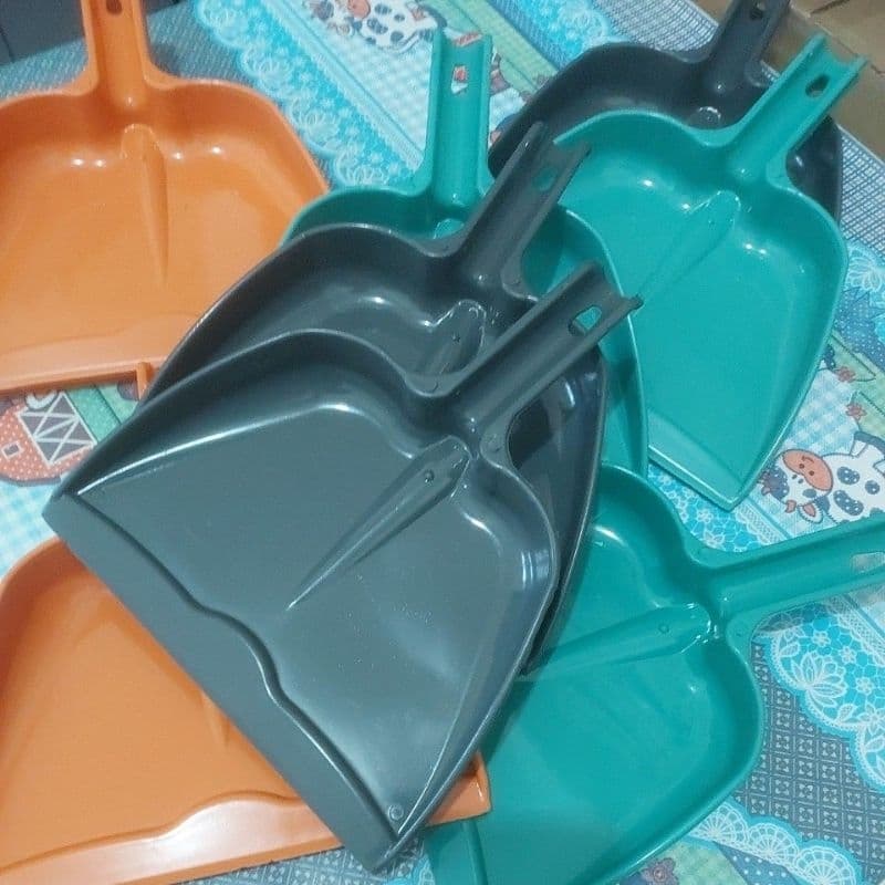 Pa de lixo Curta -12 Unidades - Promoção por tempo indeterminado.