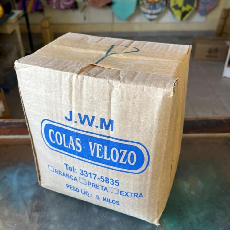 COLA DE MADEIRA ESCURA OU BRANCA VELOSO