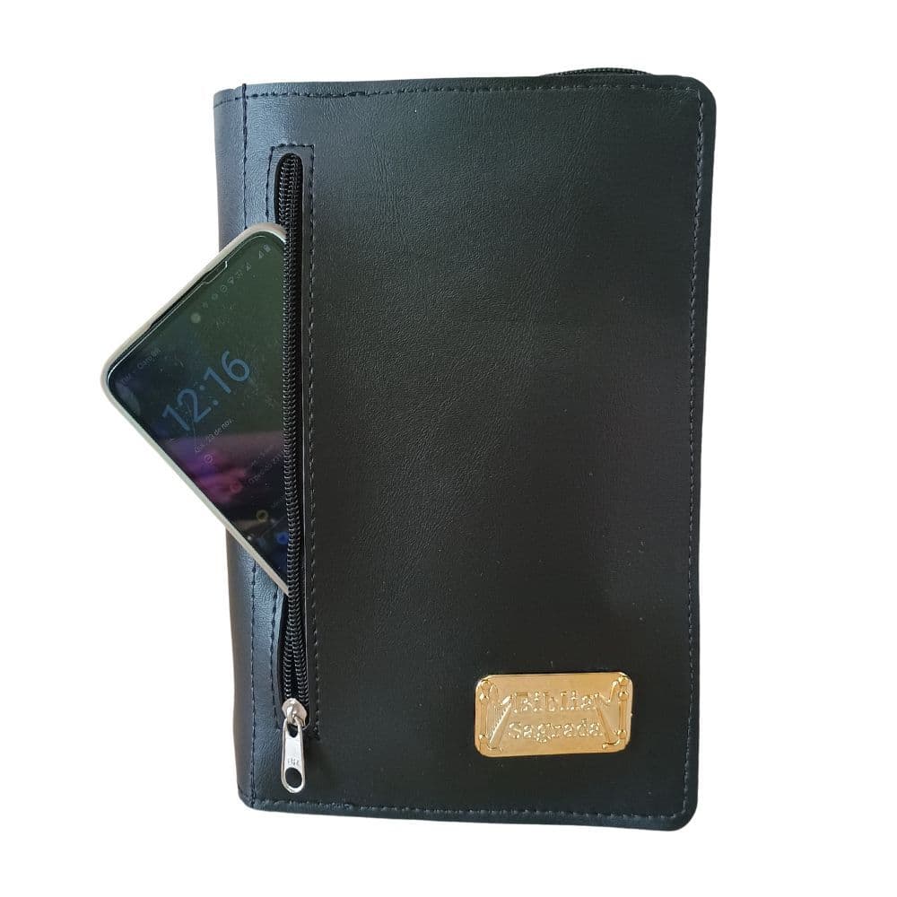 Capa para Bíblia de Estudo Grande Preta Lisa com Plaquinha Dourada com Zíper e Bolso Externo - N° 13